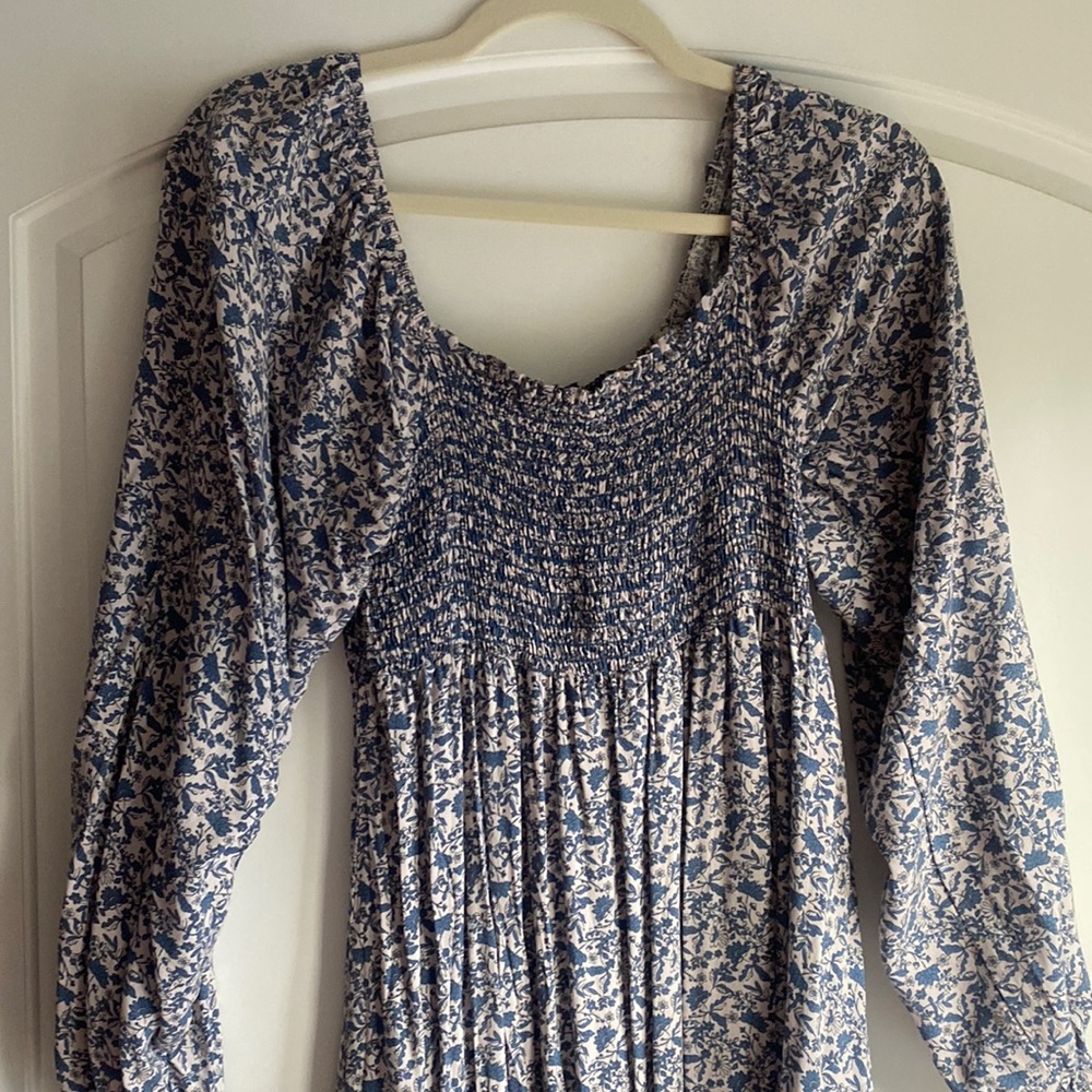 Worn once, excellent condition